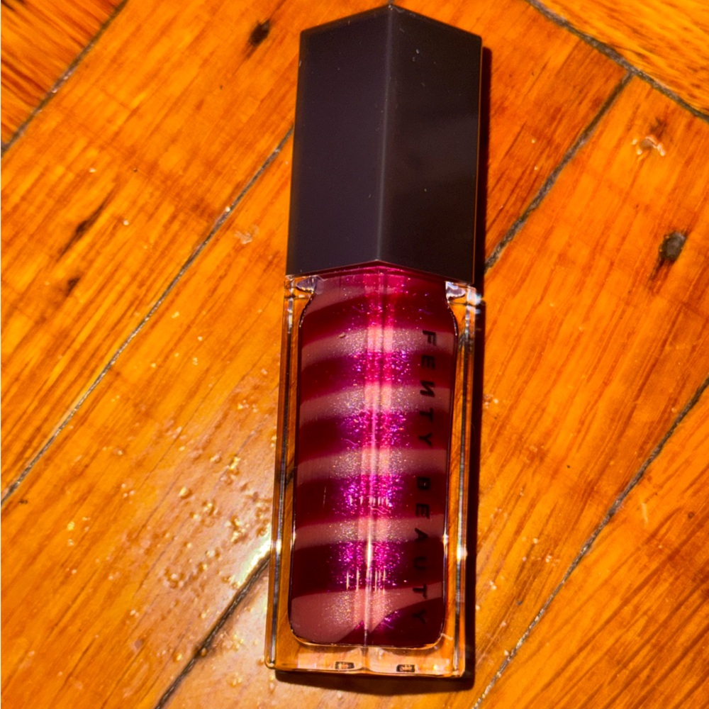 Fenty Beauty Gloss Bomb Swirl